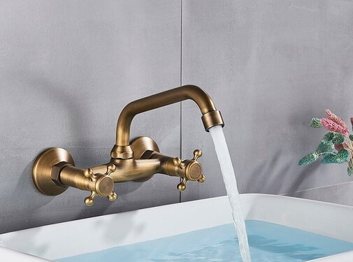 VALISA Antiek bronzen wand mengkraan met draaibare uitloop