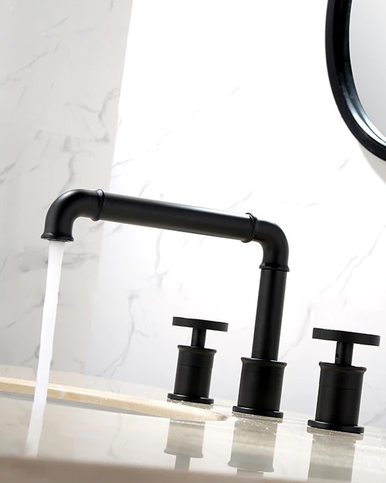 Shop nu deze Retro industriële stijl wastafelkraan dubbel handvat mengkraan 3 gats zwart op Valisa.nl