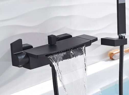 VALISA Zwarte Bad Kraan Dubbele Hendels Waterval Uitloop Mengkraan Met Handdouche