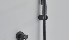 Hygiënische toiletdouche met warm en koud water