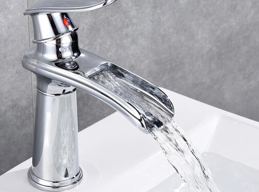 VALISA Chroom waterval wastafel uitloop Mengkraan laag