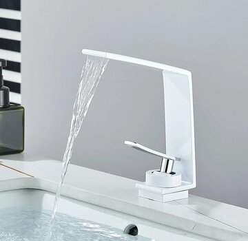 VALISA Design wastafel waterval kraan met smalle hoge uitloop wit