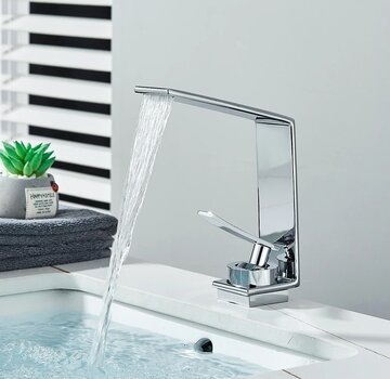 VALISA Design wastafel waterval kraan met smalle hoge uitloop gepolijst chroom
