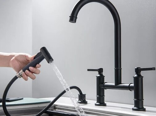 VALISA Keuken brugkraan met draaibare uitloop en hand spoel bidet zwart