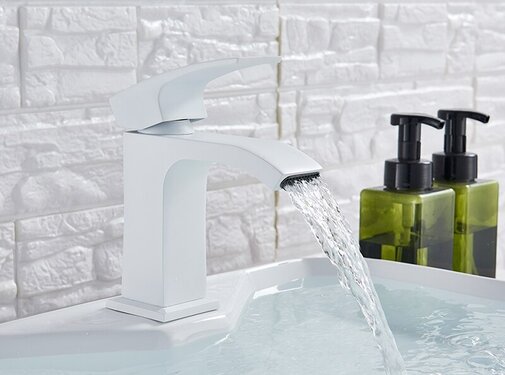 VALISA SALE | Witte wastafel kraan koud en warm water