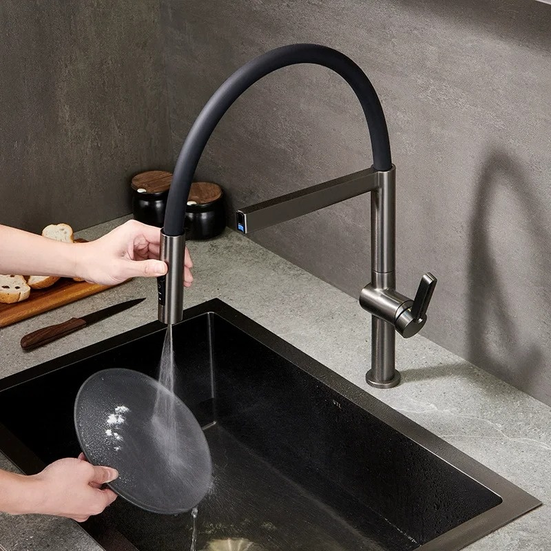 Shop nu deze Nieuwe keuken mengkraan met magnetische sluiting 360 graden rotatie pull down modern geborsteld nikkel op Valisa.nl