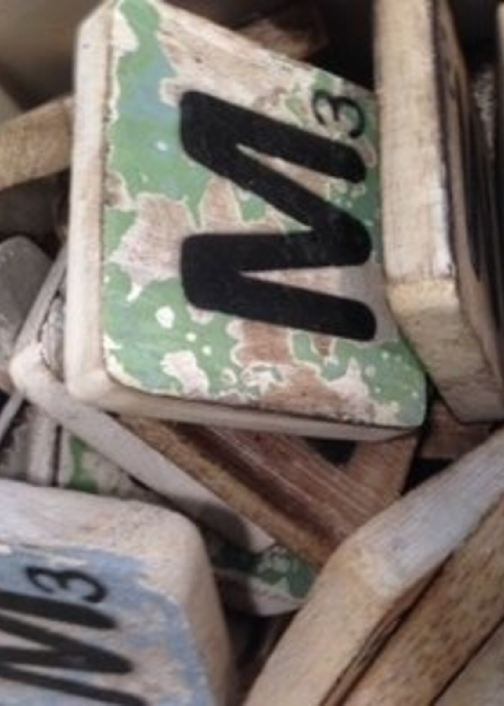 houten letters & tekens Scrabble Letter M letter M