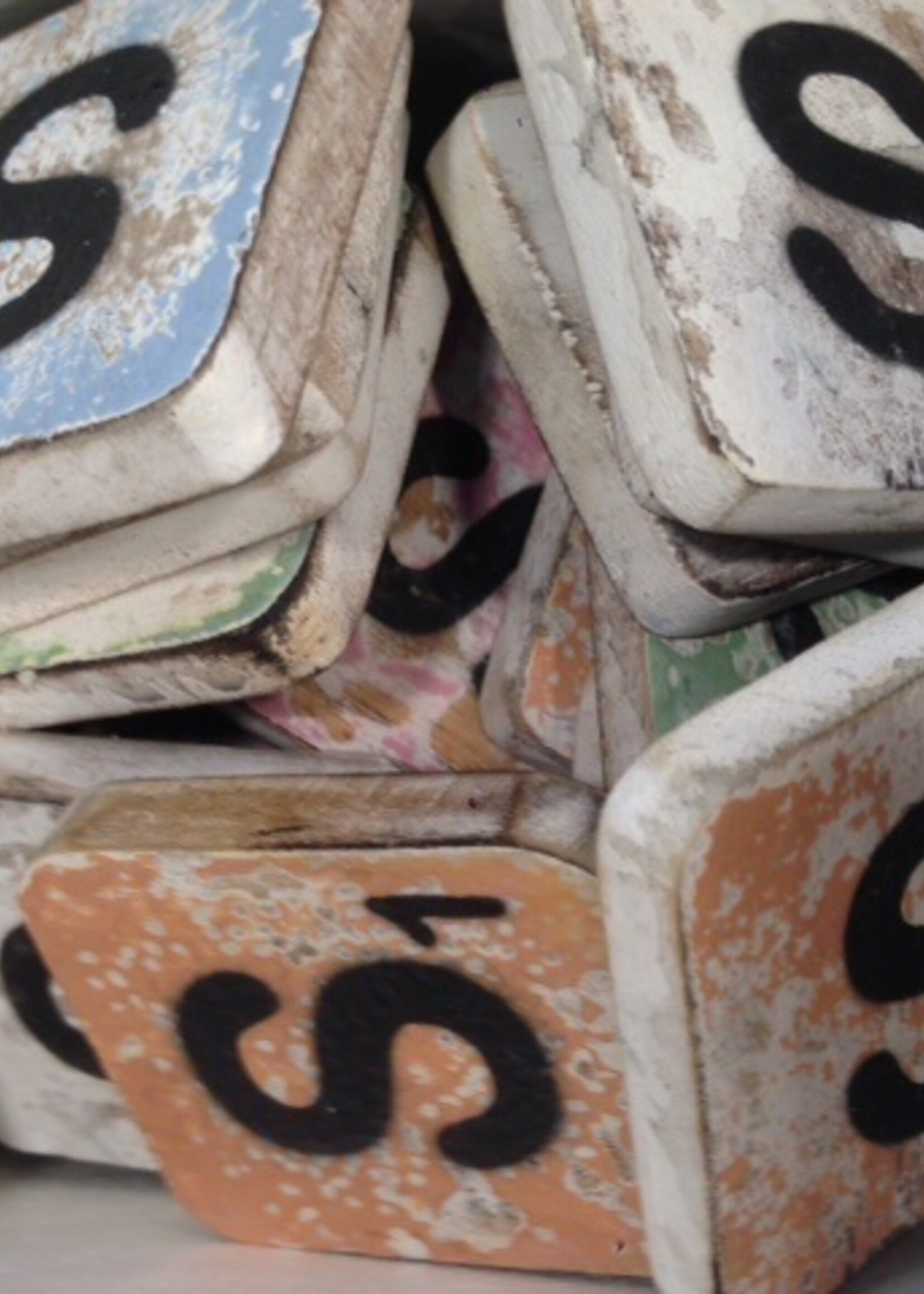 houten letters & tekens Scrabble Letter S