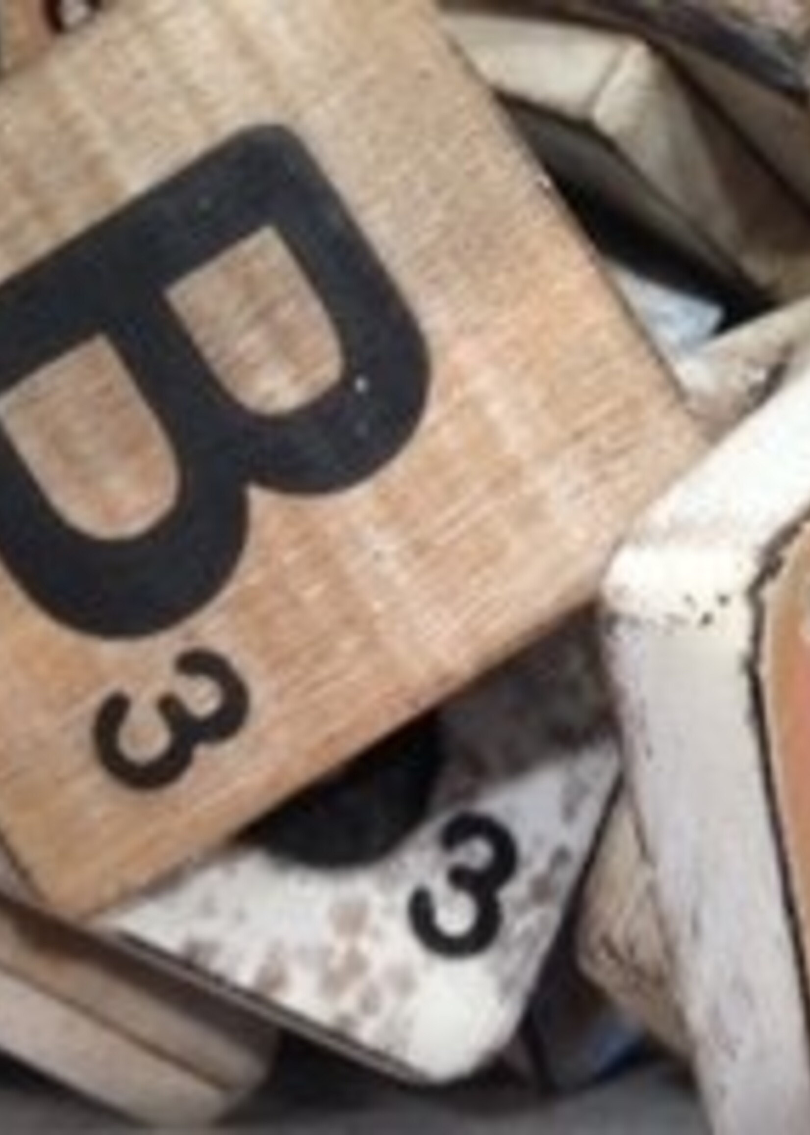 houten letters & tekens Scrabble Letter B