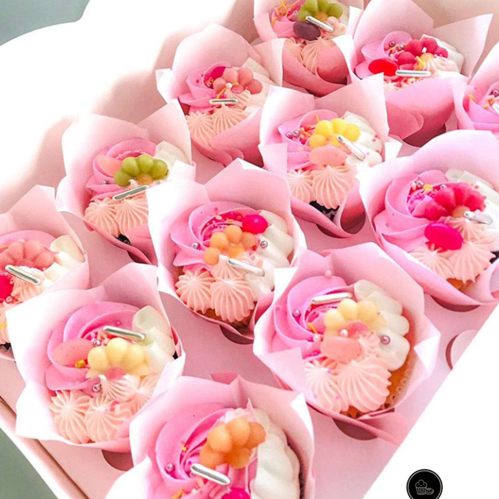 Cupcakedozen.nl Budget doos voor 12 cupcakes (per 25 stuks)