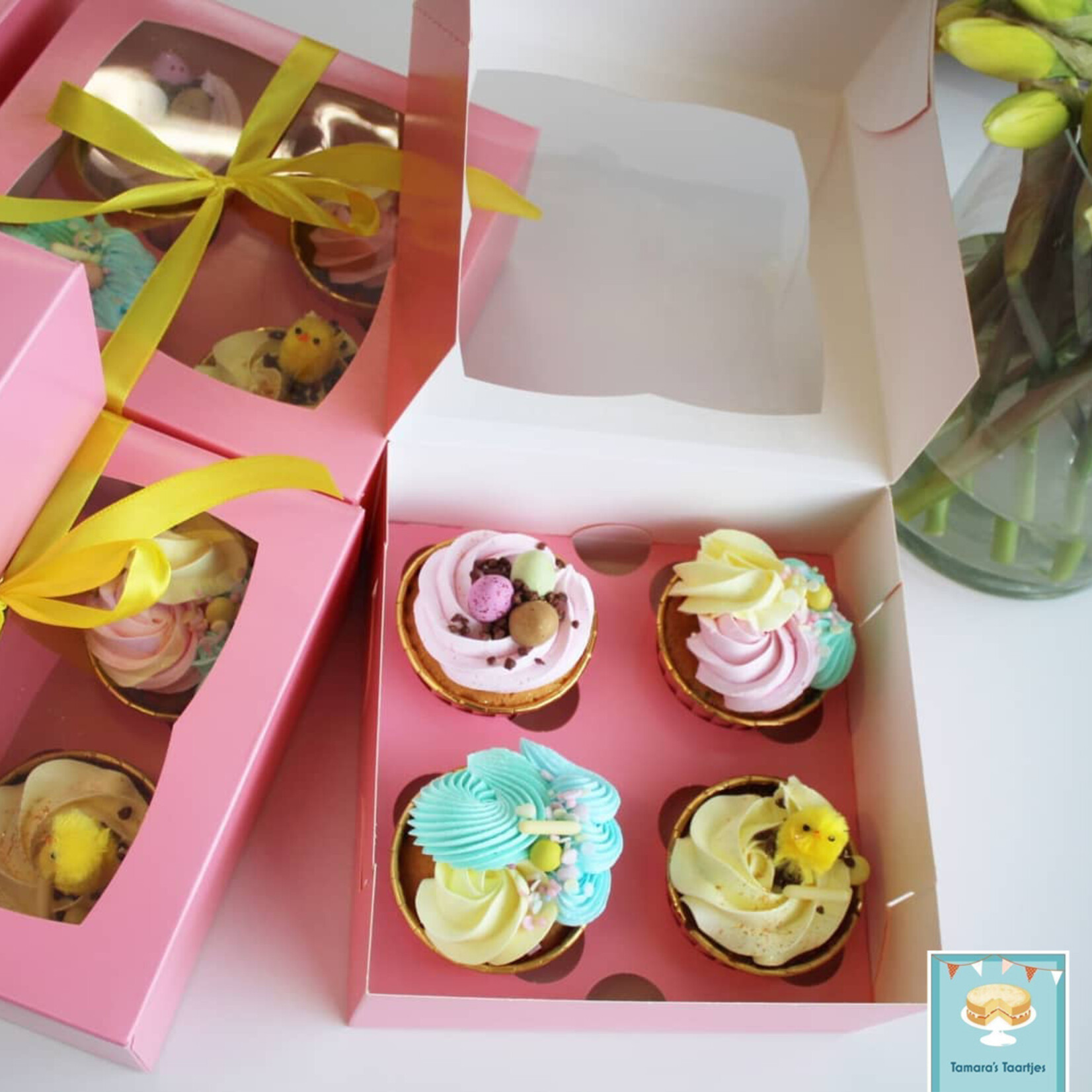 Cupcakedozen.nl Roze doos voor 4 cupcakes (per 25 stuks)