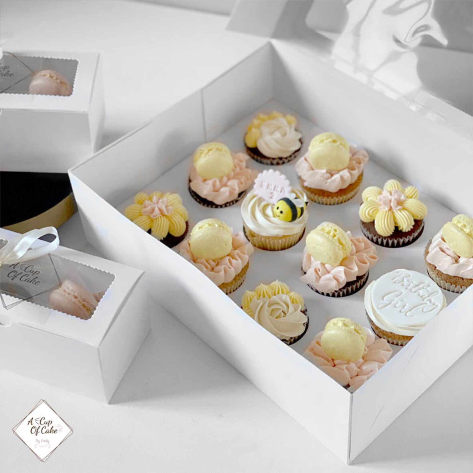 Cupcakedozen.nl Voordelige doos voor 12 cupcakes (per 10 stuks)