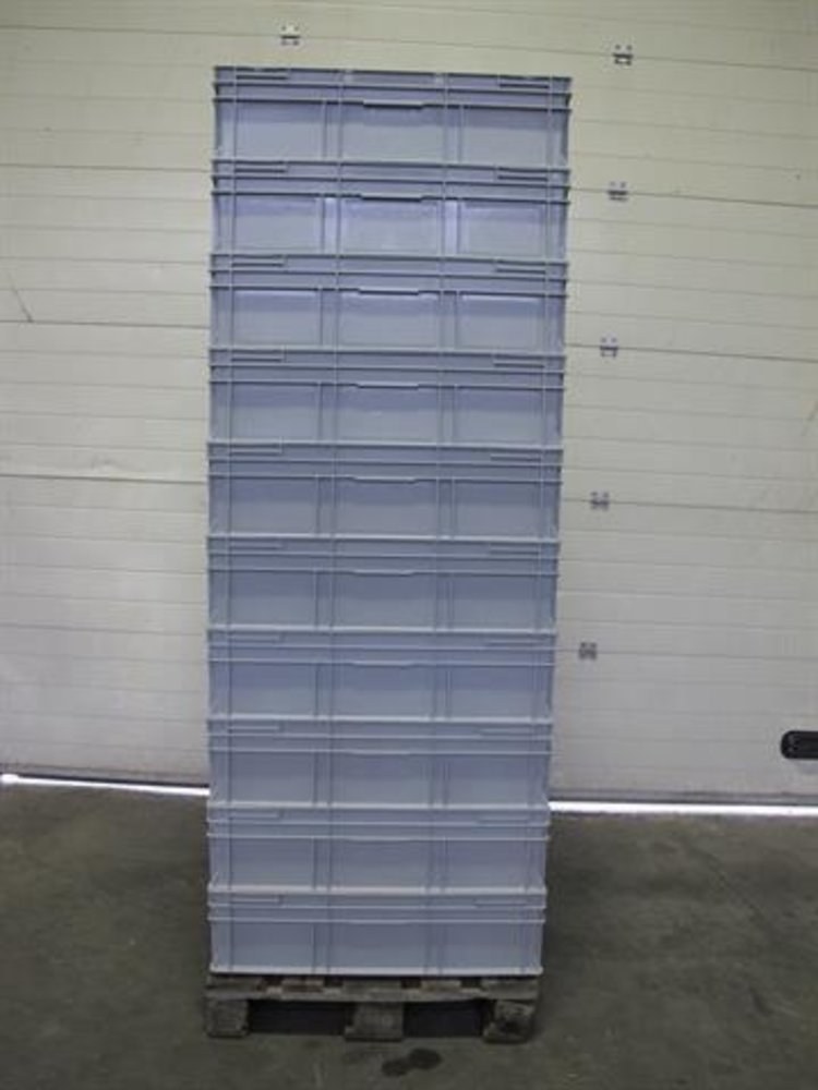 Emtrade Stapelbak, 800x600x220 mm, euronorm geperforeerde bodem, grijs pp, gebruikt