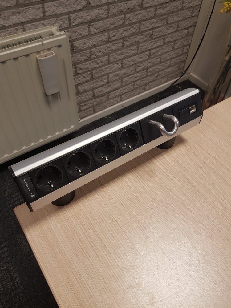 Evoline Evoline Bureau stekkerdoos Dock 4x stroom Evoline Evoline Bureau stekkerdoos Dock 4x stroom