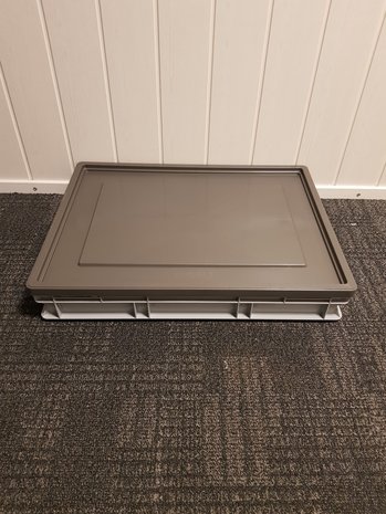Emtrade Stapelbak met deksel, 800x600x120 mm, euronorm, grijs kunststof, gebruikt