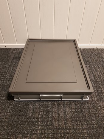 Emtrade Stapelbak met deksel, 800x600x120 mm, euronorm, grijs kunststof, gebruikt