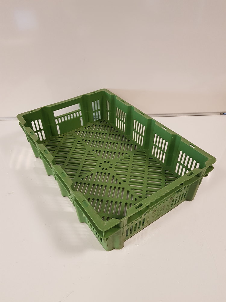 Emtrade Kunststof nest/stapel kipkratten, 60x40x15, gebruikt