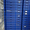 Emtrade 60x40x15 Kunststof stapelbak, blauw, geperforeerd, gebruikt Emtrade 60x40x15 Kunststof stapelbak, blauw, geperforeerd, gebruikt