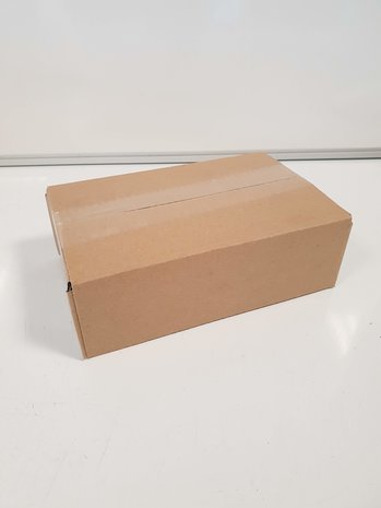 Emtrade Vouwdozen 284x209x126 mm enkelgolfkarton nieuw (30 stuks) Emtrade Vouwdozen 284x209x126 mm enkelgolfkarton nieuw (30 stuks)