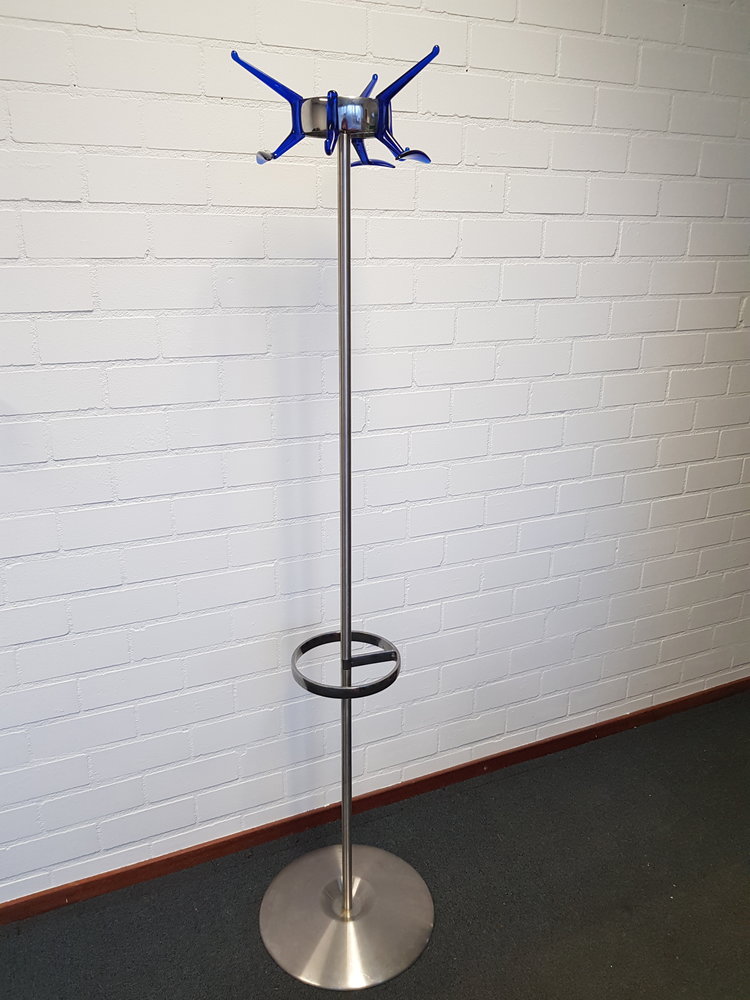 Metalen staande kapstok Metalen staande kapstok