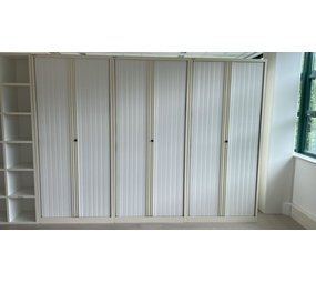 Emtrade Roldeurkast Hoog Bisley 222x100x47cm Gebroken Wit Gebruikt Emtrade Roldeurkast Hoog Bisley 222x100x47cm Gebroken Wit Gebruikt