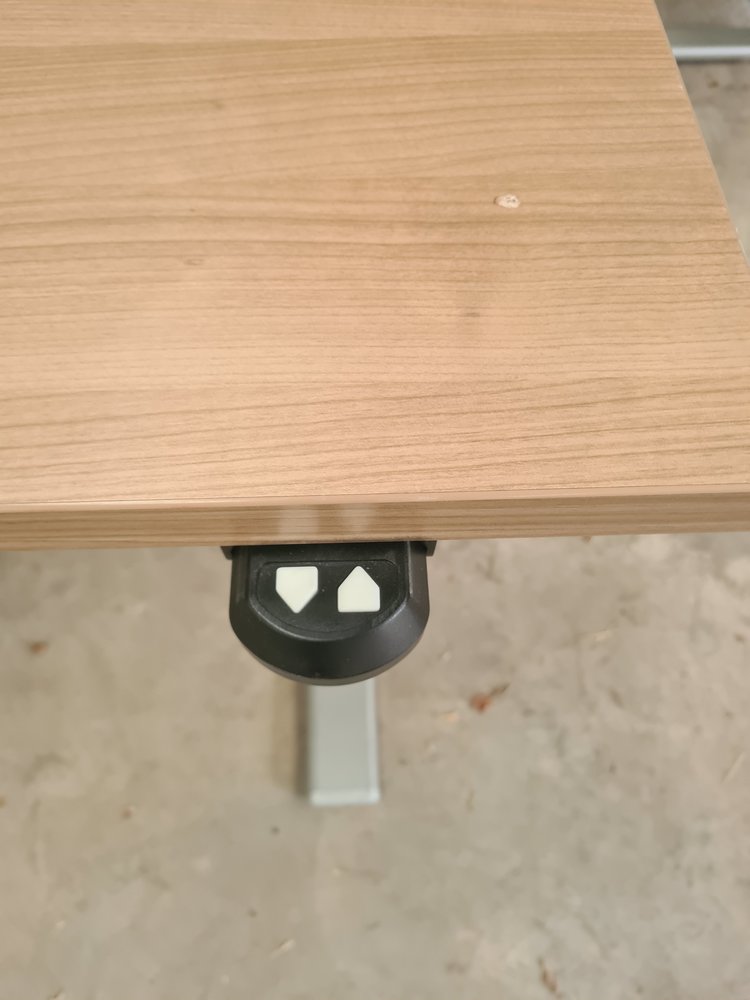 Elektrisch zit-sta bureau 80x180 cm, eiken/zilvergrijs, gebruikt