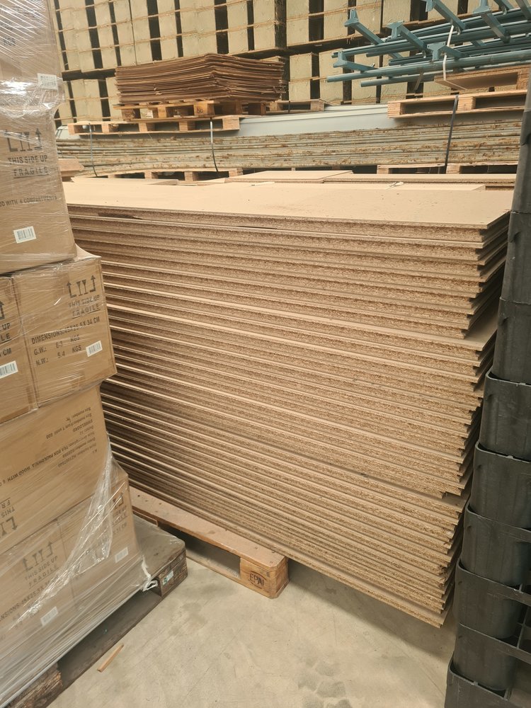 Spaanplaat vloerdelen 38mm, 60x240 cm Spaanplaat vloerdelen 38mm, 60x240 cm