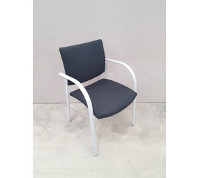Vergaderstoel, zwart/wit, gebruikt