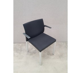 Vergaderstoel, zwart/grijs, gebruikt Vergaderstoel, zwart/grijs, gebruikt