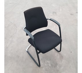 BMA Vergaderstoel BMA Axia Visit, niet stapelbaar, zwart, gebruikt BMA Vergaderstoel BMA Axia Visit, niet stapelbaar, zwart, gebruikt