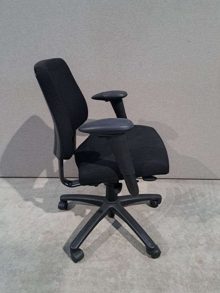 BMA Bureaustoel BMA Axia pro, middelhoge rug, zwart, gebruikt