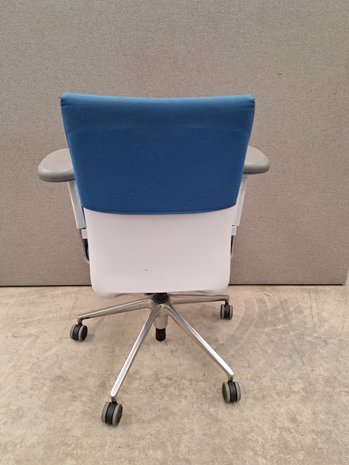 Bureaustoel, blauw/wit, gebruikt Bureaustoel, blauw/wit, gebruikt