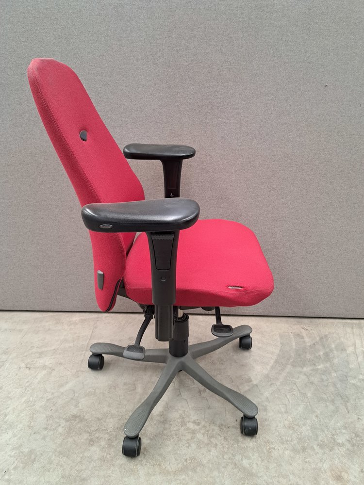 Kinnarps Bureaustoel Kinnarps Plus 6 4D, rood, gebruikt Kinnarps Bureaustoel Kinnarps Plus 6 4D, rood, gebruikt
