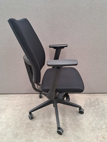 Rhea+ Netwave Bureaustoel Rhea+ Netwave, zwart, gebruikt Rhea+ Netwave Bureaustoel Rhea+ Netwave, zwart, gebruikt