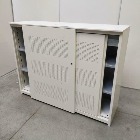 Voortman Akoestische Schuifdeurkast Wit/Grijs, gebruikt Voortman Akoestische Schuifdeurkast Wit/Grijs, gebruikt