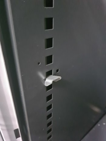 Voortman Voortman Roldeurkast 120x45x195 cm, grijs aluminium, gebruikt