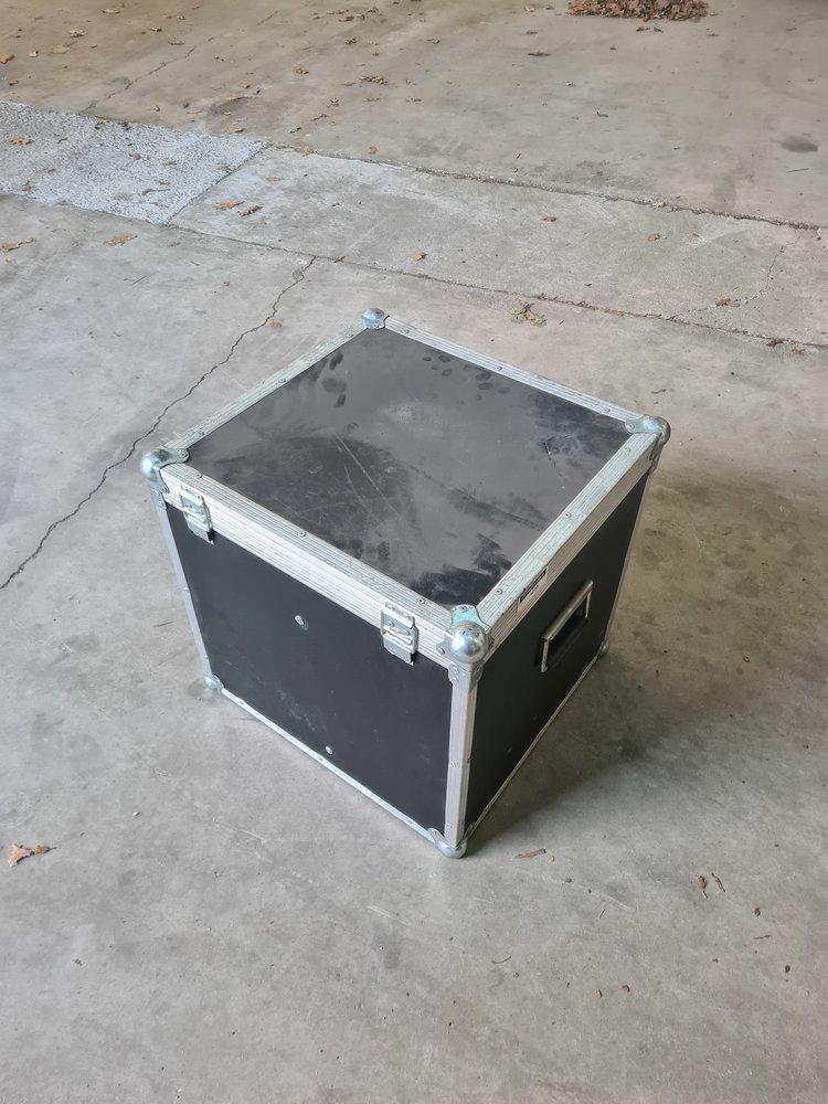 Flightcase kist 53x50x51 cm, zwart, gebruikt Flightcase kist 53x50x51 cm, zwart, gebruikt