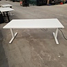 Zit-sta bureau 180x80cm elektrisch verstelbaar wit/wit, gebruikt Zit-sta bureau 180x80cm elektrisch verstelbaar wit/wit, gebruikt