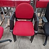 Vergaderstoel zwart/rood stapelbaar, gebruikt Vergaderstoel zwart/rood stapelbaar, gebruikt