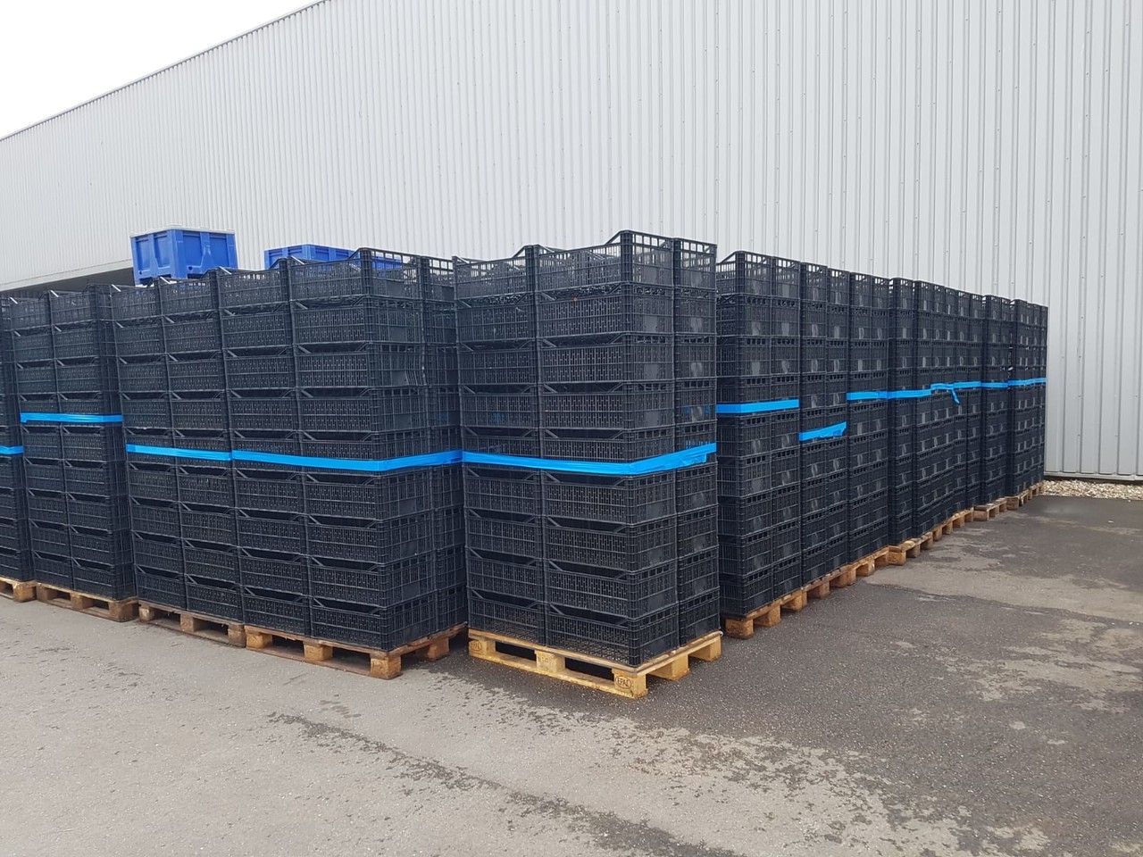 Emtrade Stapelbak, 600x400x170 mm, euronorm, zwart pp, gebruikt