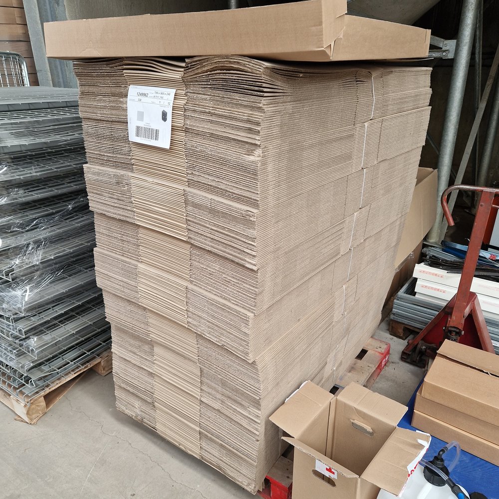 Emtrade Vouwdozen 795x565x248 mm enkelgolfkarton nieuw (30 stuks) Emtrade Vouwdozen 795x565x248 mm enkelgolfkarton nieuw (30 stuks)