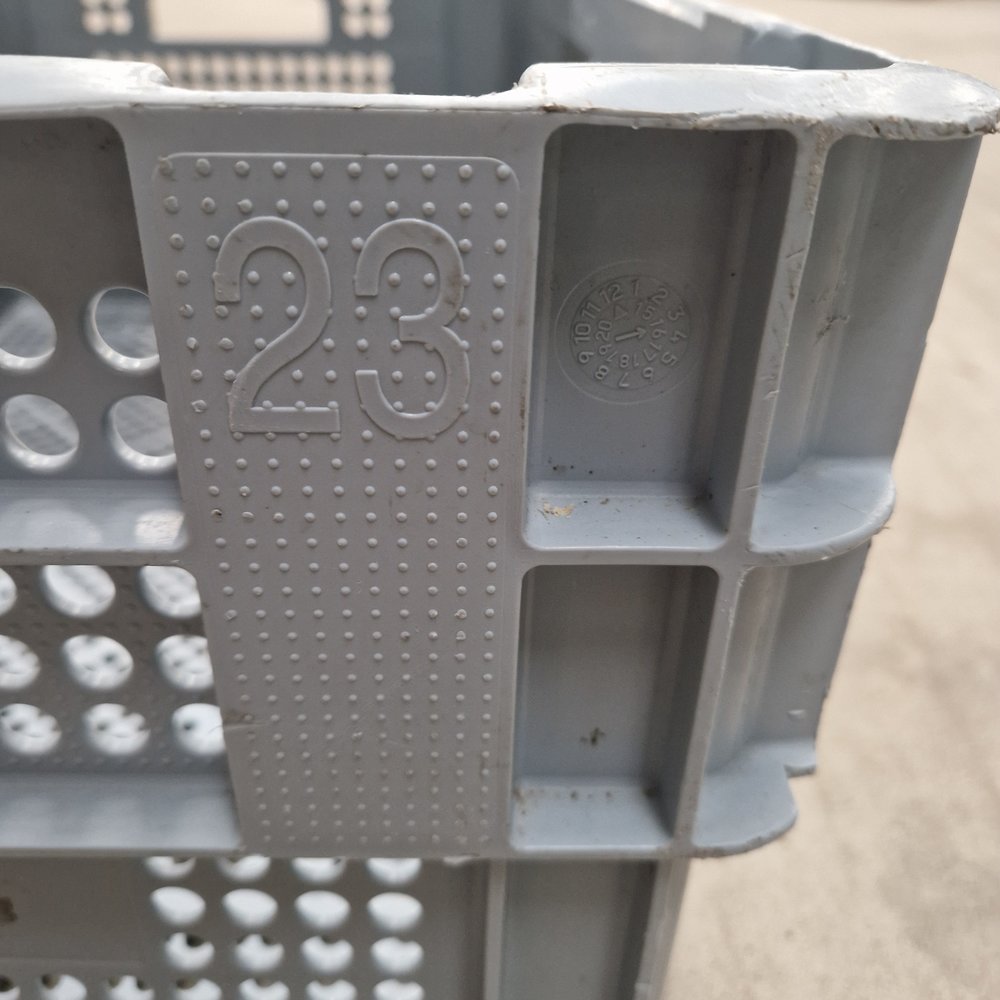 Dexion Nestbare Stapelkrat, 600x400x24 mm, euronorm, grijs kunststof, gebruikt