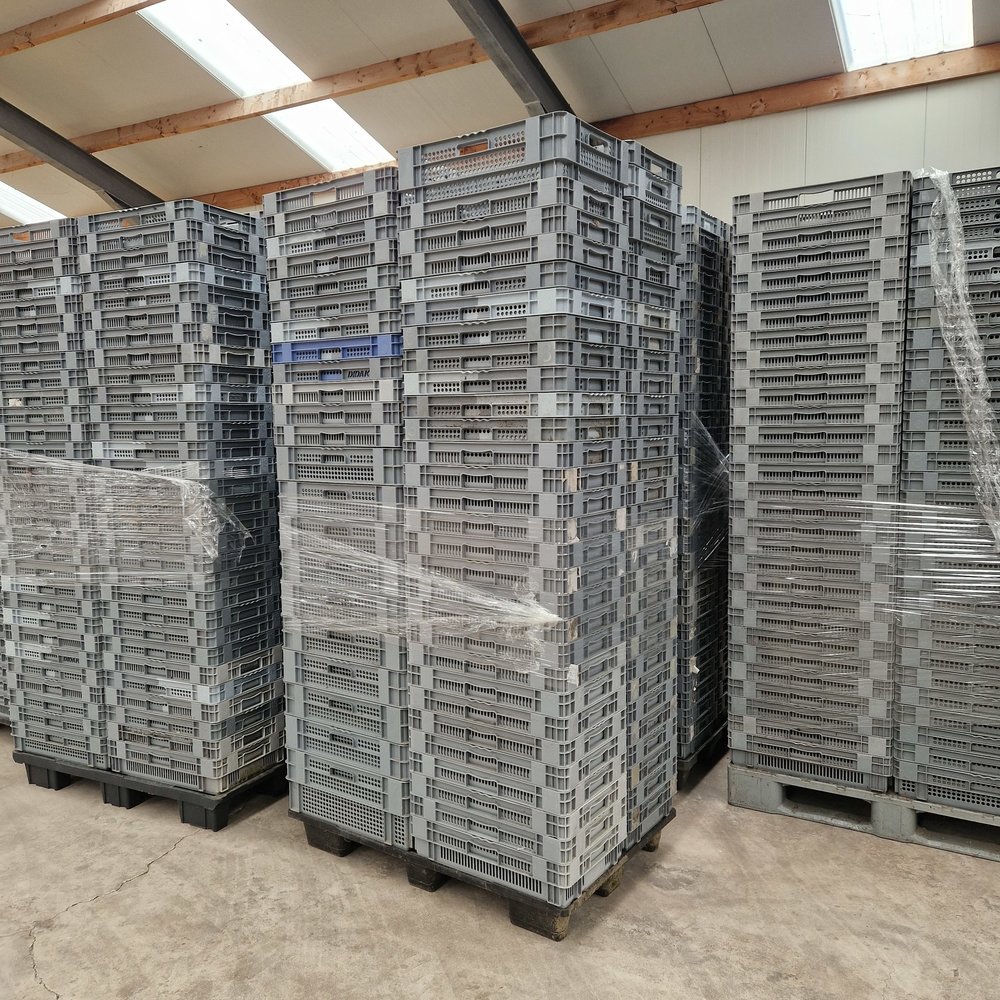 Didak Nestbare stapelkrat geperforeerd 60x40x19.6cm grijs 37l, gebruikt Didak Nestbare stapelkrat geperforeerd 60x40x19.6cm grijs 37l, gebruikt