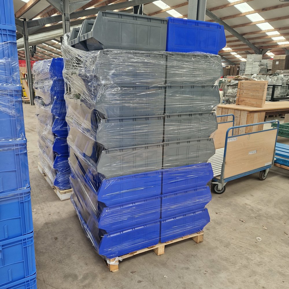 Mobil Plastic Magazijnbak met grijpopening, 58x36x25 cm, gebruikt Mobil Plastic Magazijnbak met grijpopening, 58x36x25 cm, gebruikt