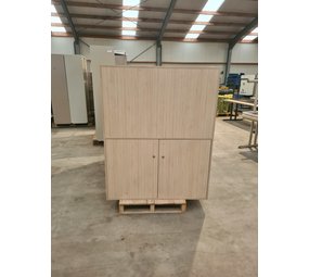 Kantoor kast hout B120xD40xH150 cm, gebruikt Kantoor kast hout B120xD40xH150 cm, gebruikt