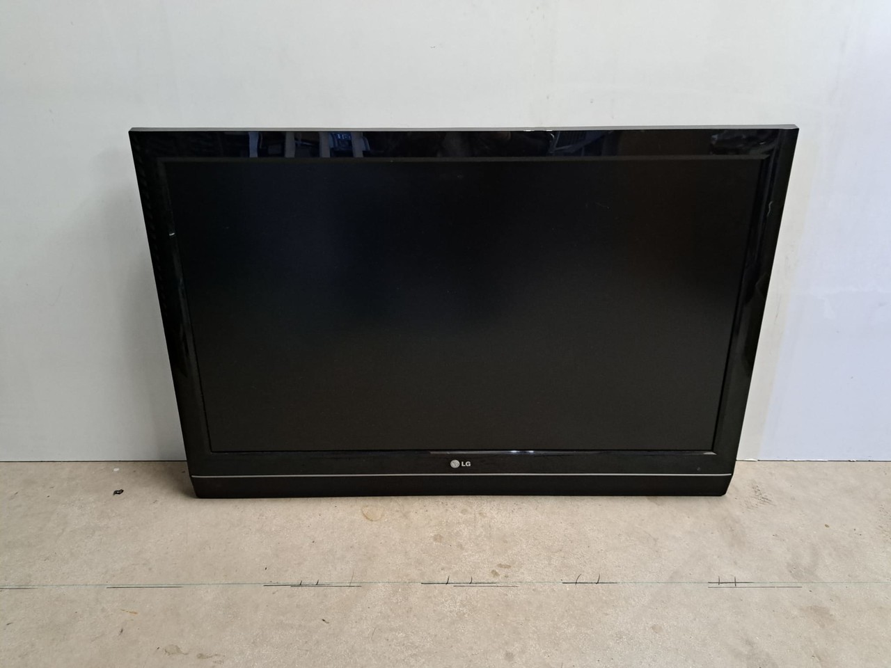 LG Group Lg 42lc51 lcd televisie 42 inch gebruikt
