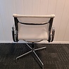 Vitra Vitra Aluminium Chair EA108, Gebruikt Vitra Vitra Aluminium Chair EA108, Gebruikt