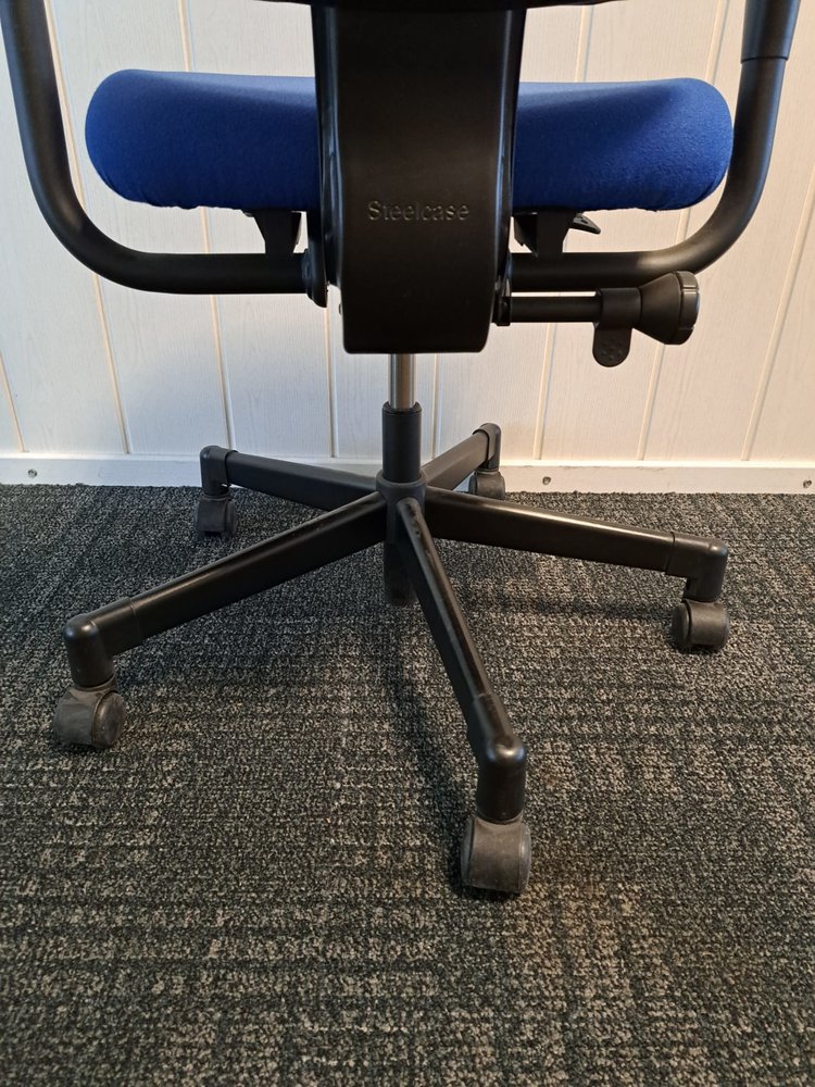 Steelcase Bureaustoel Steelcase, Blauw, Gebruikt Steelcase Bureaustoel Steelcase, Blauw, Gebruikt