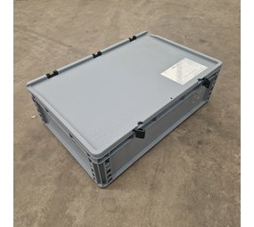 Auer Stapelbak 60x40x17 grijs met scharnierdeksel, gebruikt Auer Stapelbak 60x40x17 grijs met scharnierdeksel, gebruikt