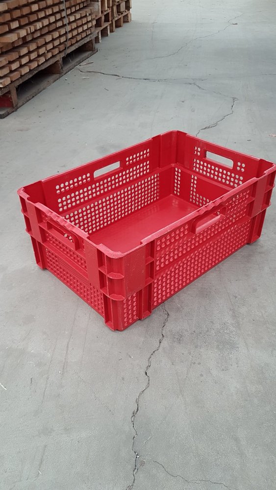 Didak Nestbare stapelkrat 60x40x24 cm rood gesloten bodem 47l, gebruikt Didak Nestbare stapelkrat 60x40x24 cm rood gesloten bodem 47l, gebruikt